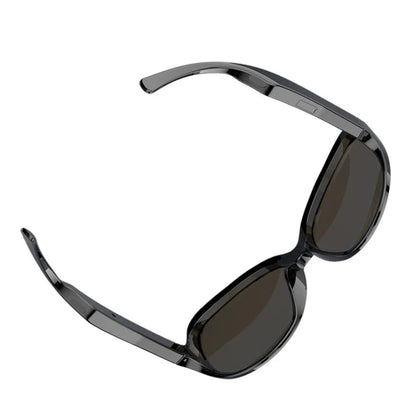 Smart Bluetooth sunglasses for hands-free calls, music & blue light protection.